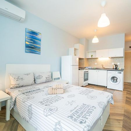 Cozy Little Apartment In Studentski Grad София Экстерьер фото
